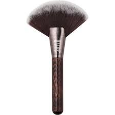 Baims Natural Makeup All Over Fan Brush