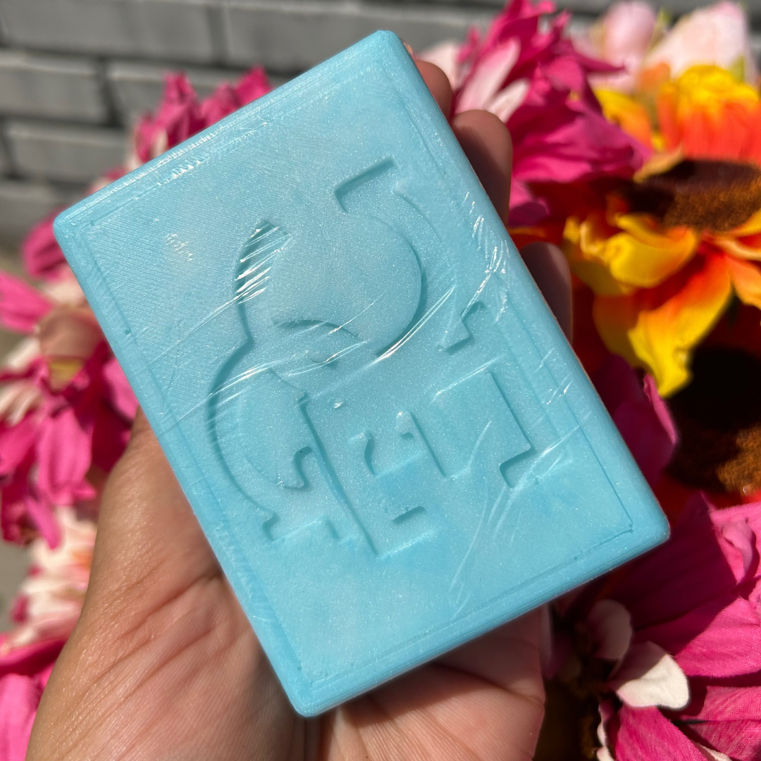 Light Blue Label Bath Bar (M)