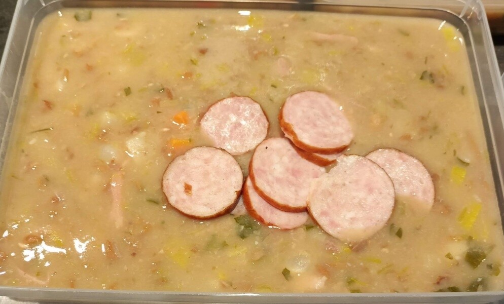 Bruine bonensoep met rookworst 1pers portie "diepvries"