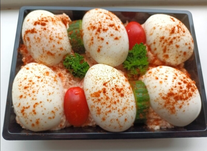 Rundvlees salade fijn opgemaakt per bol