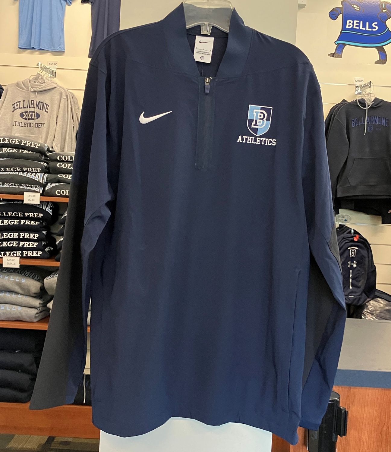 Nike Navy 1/4 Zip windbreaker, Size: Medium