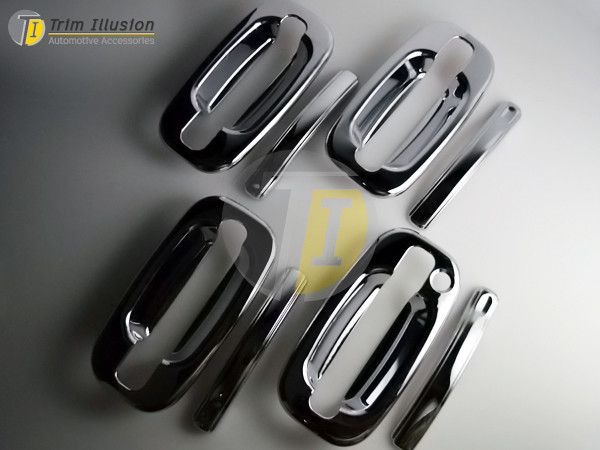 1999 - 2006 CHEVROLET SUBURBAN Door Handles Covers with Passe...