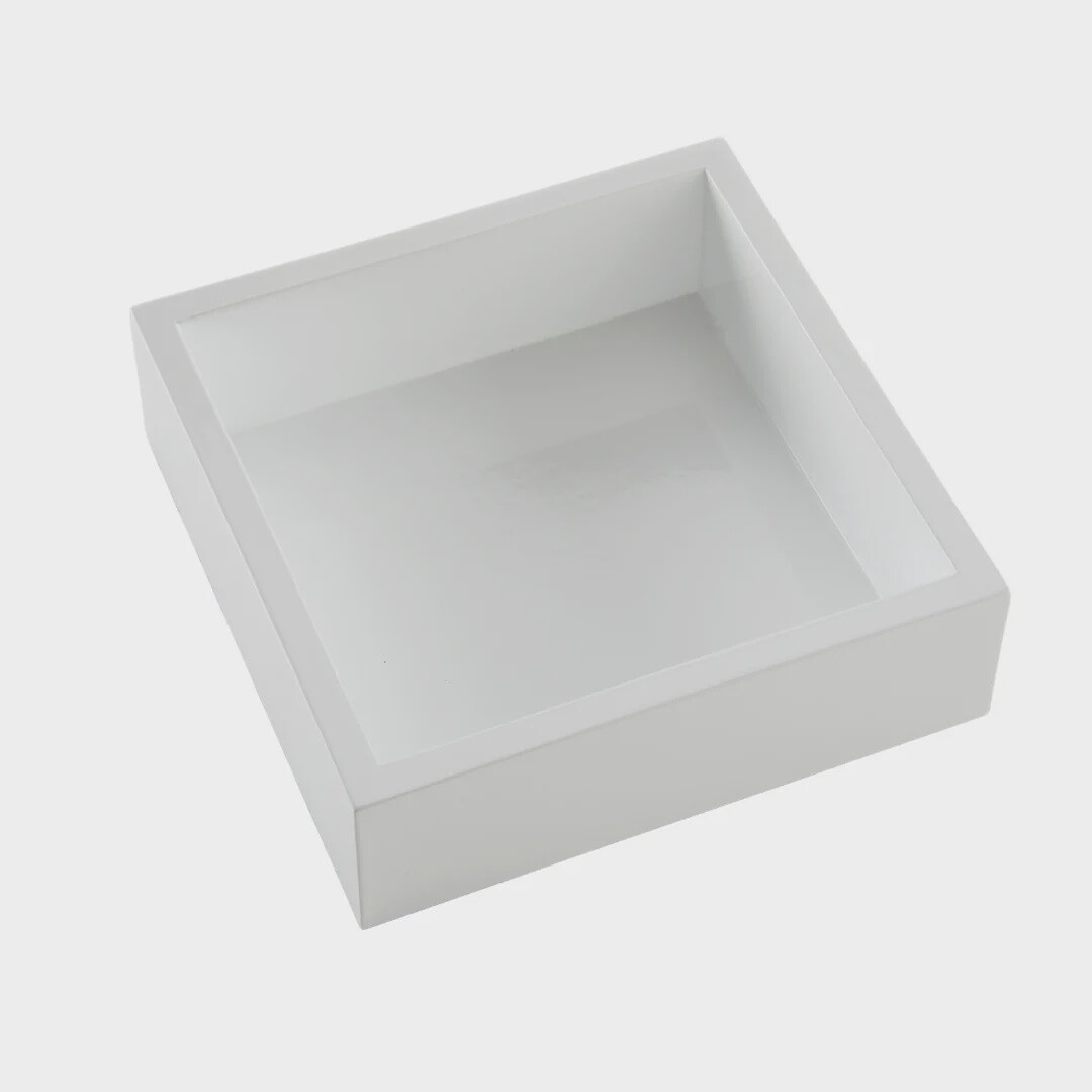 Laquer Napkin Holder