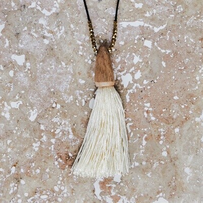 Tuall Tassel Pendant