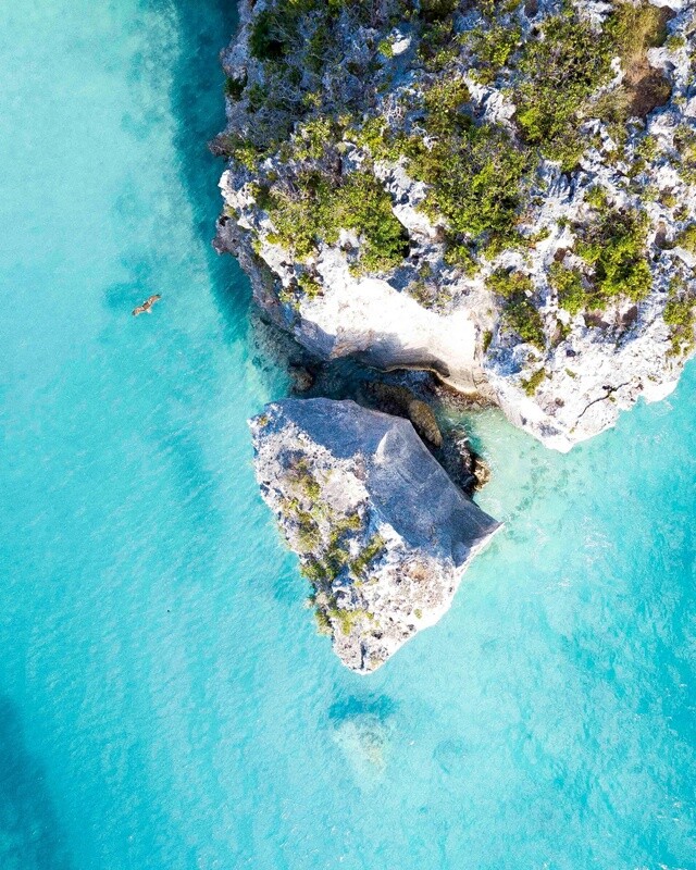Circling Split Rock