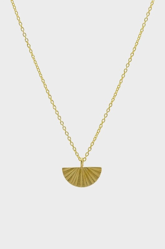 Fan Necklace / Gold