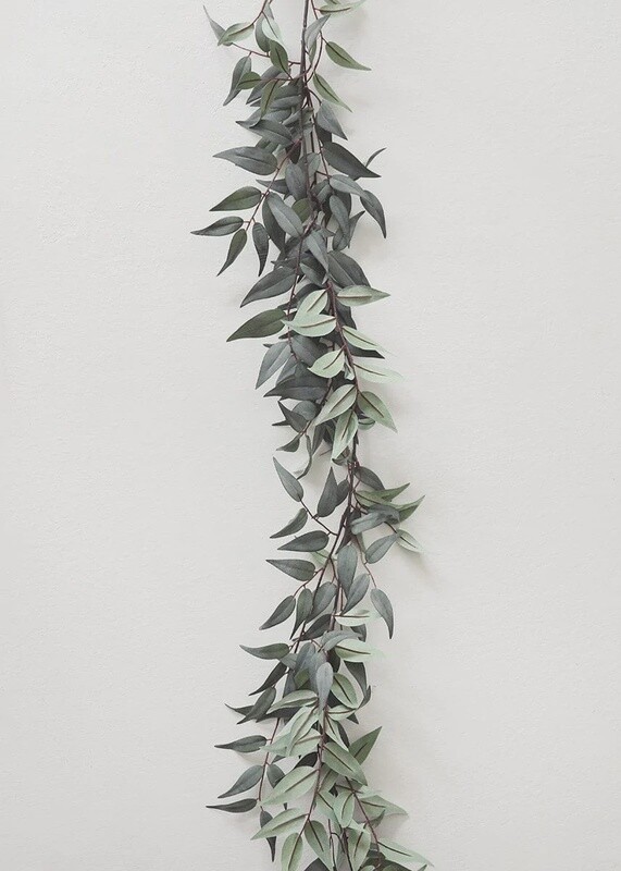 Faux Italian Ruscus Leaf Garland 6’