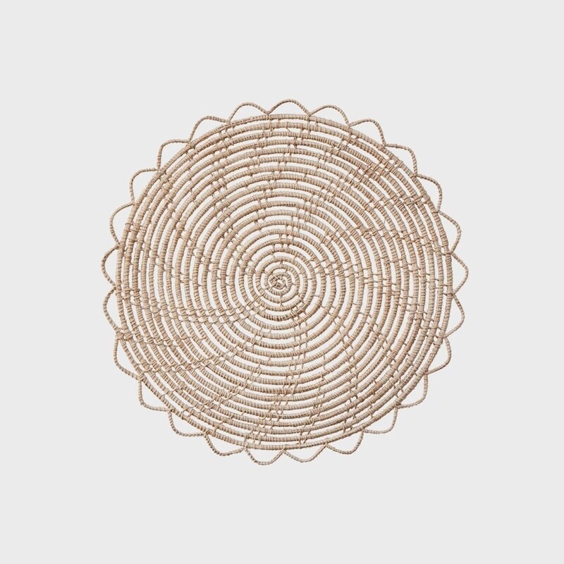 Palm Placemat / Natural Woven 13"