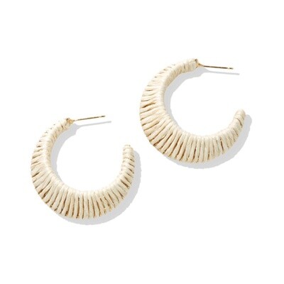 Harper Solid Hoop Earrings / Cream Harper Solid Hoop Earrings / Cream