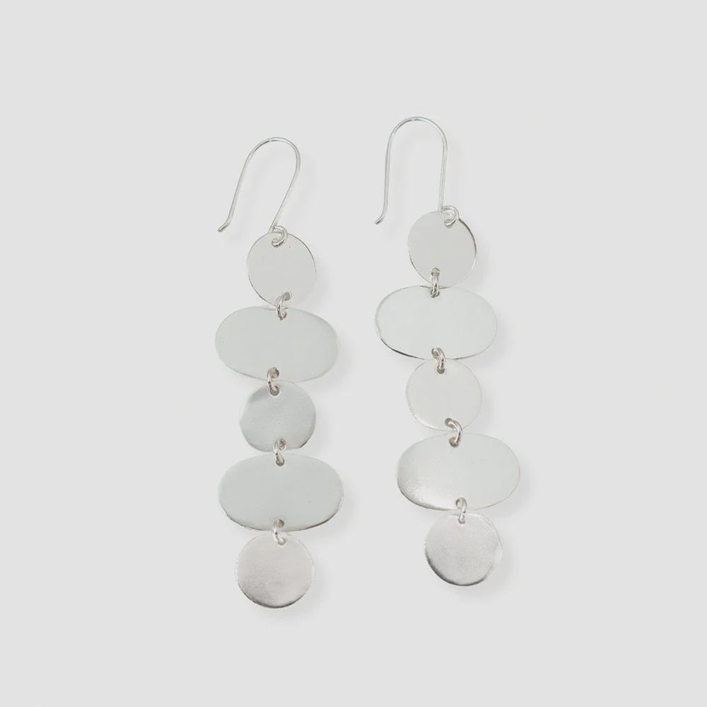 Gretchen Oval Circle Earrings / Silver