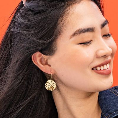 Camila Round Open Leaves Threader Earrings / Brass