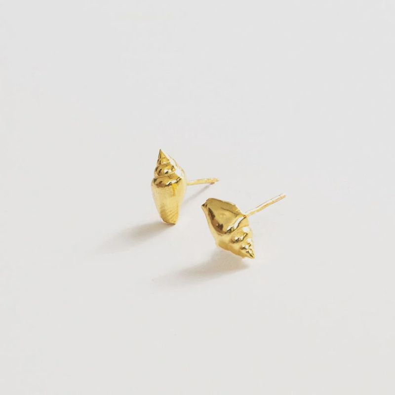 Alice Spiral Shell Post Earrings / Brass