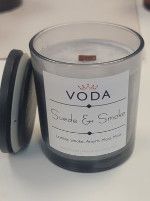 Suede & Smoke (10oz) Suede & Smoke (10oz)