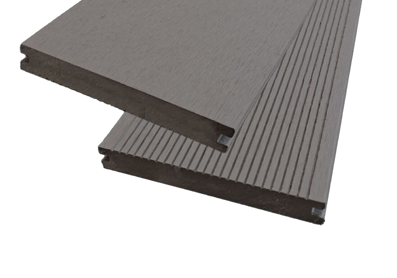 BC-Terrassendiele BPC massiv silver cedar BC-Terrassendiele BPC massiv silver cedar