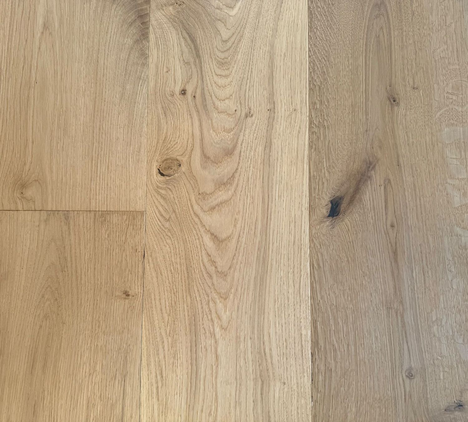 Landhausdiele Eiche, gebürstet, handgehobelt, natur geölt