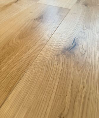 Landhausdiele Eiche Dachstein markant/extrem rustikal geölt Landhausdiele Eiche Dachstein markant/extrem rustikal geölt