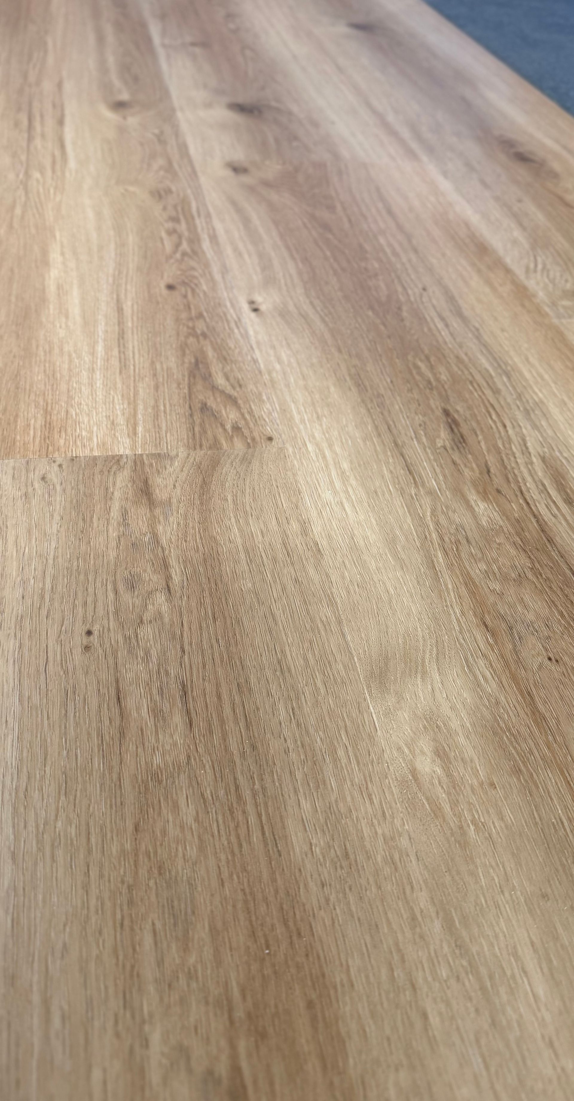 Designboden Eiche Josef (ruhig) inklusive Trittschalldämmung