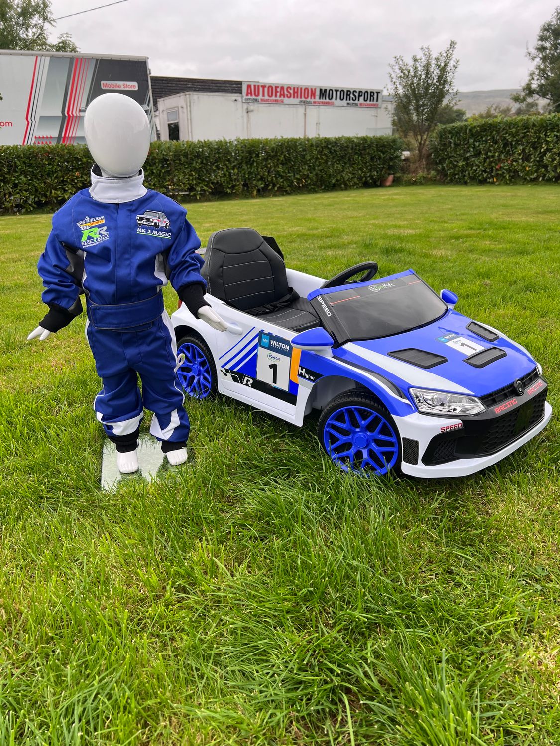 WILTON RECYCLING DONEGAL INTERNATIONAL RALLY ELECTRIC RIDE ON RALLY CAR BLUE