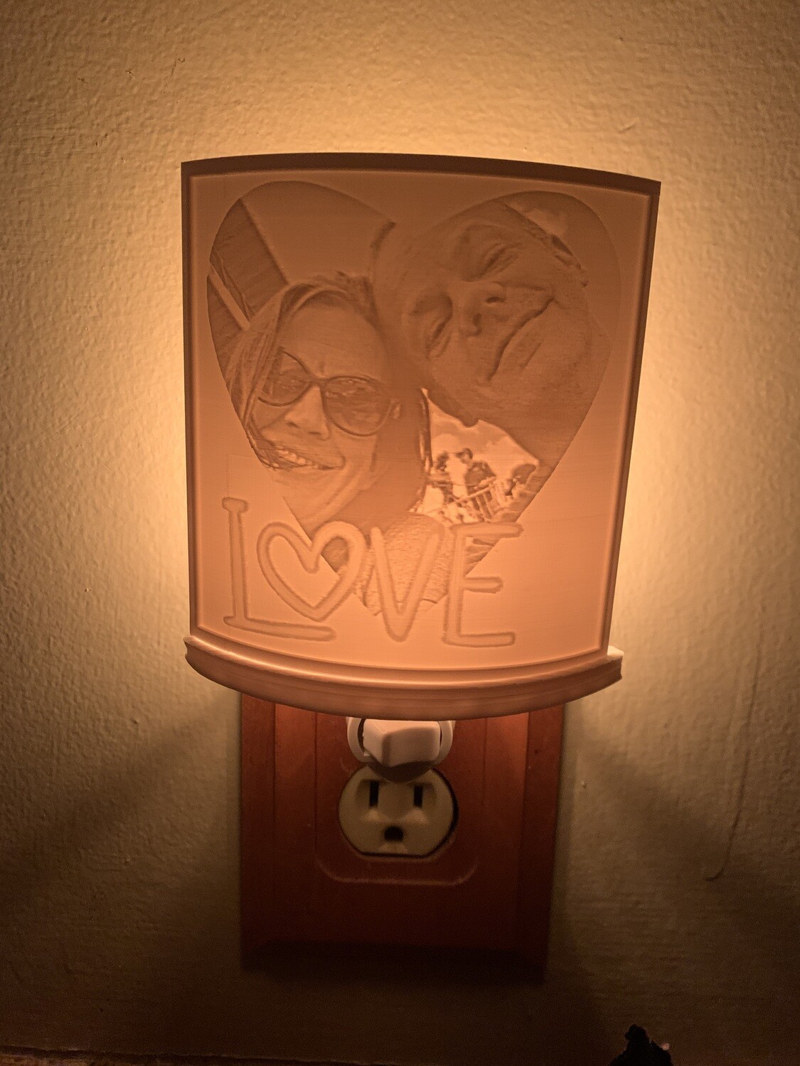 Artisan Lithophane Night Light with Customizable Prints