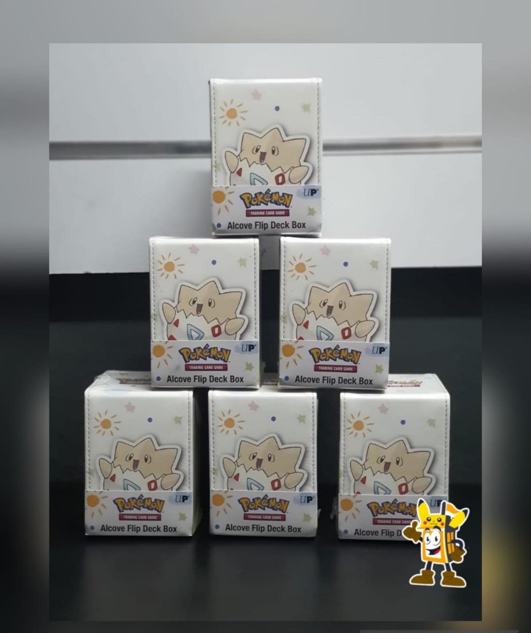 Pokémon TCG: Deckbox: Alcove Flip 100+Togepi