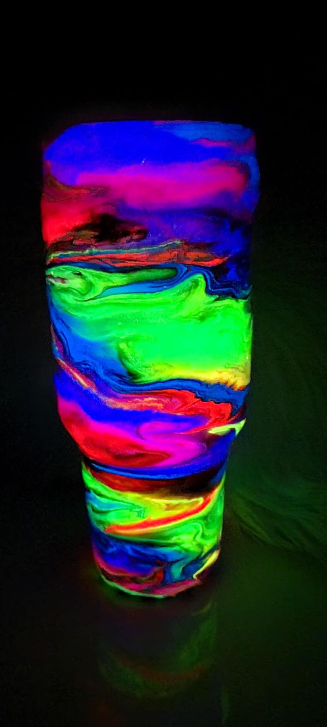 40oz Rainbow Swirl with glow