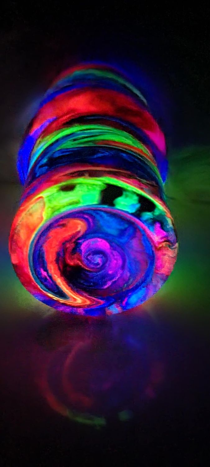 40oz Rainbow Swirl with glow