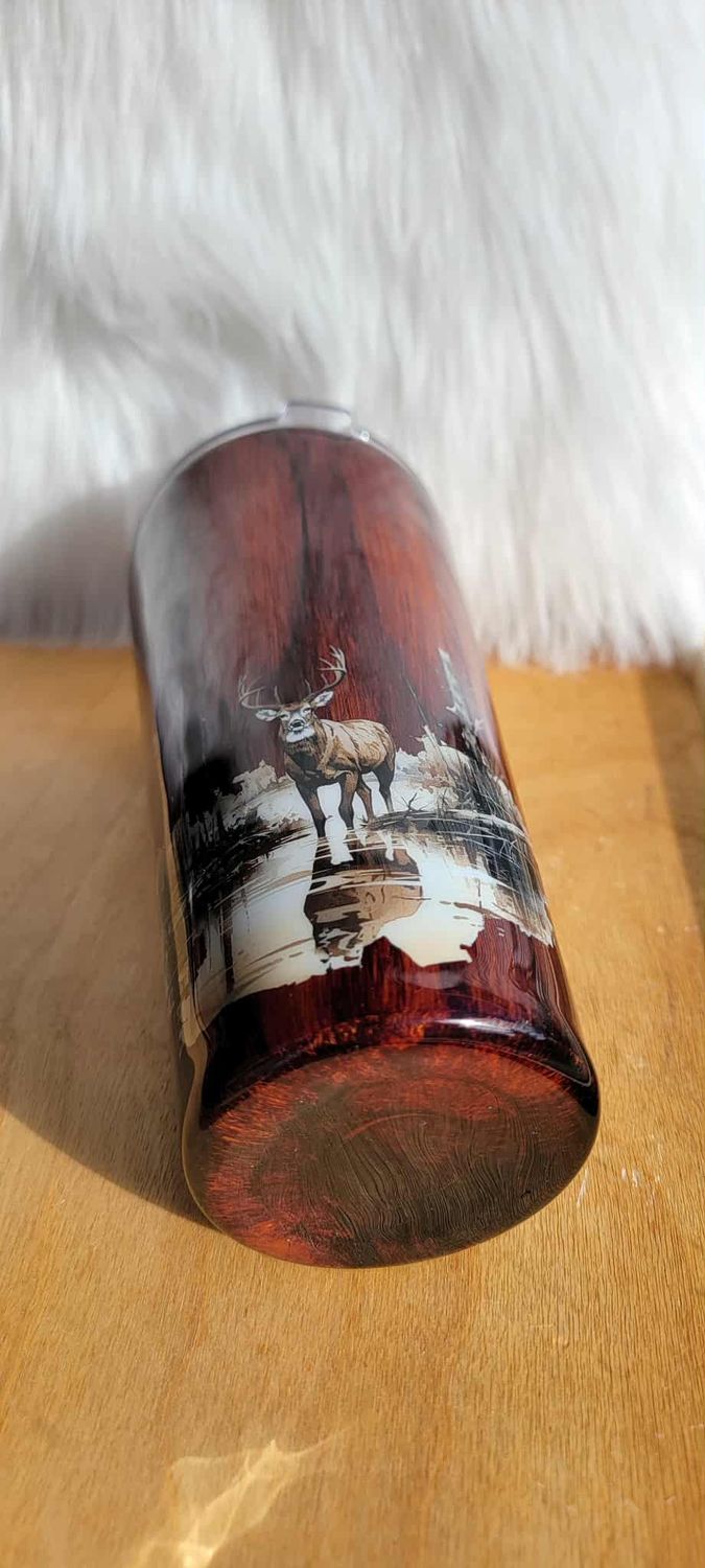 32oz Taper Woodgrain with 2 buck decals