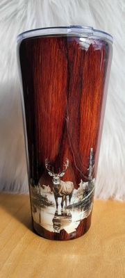 32oz Taper Woodgrain with 2 buck decals