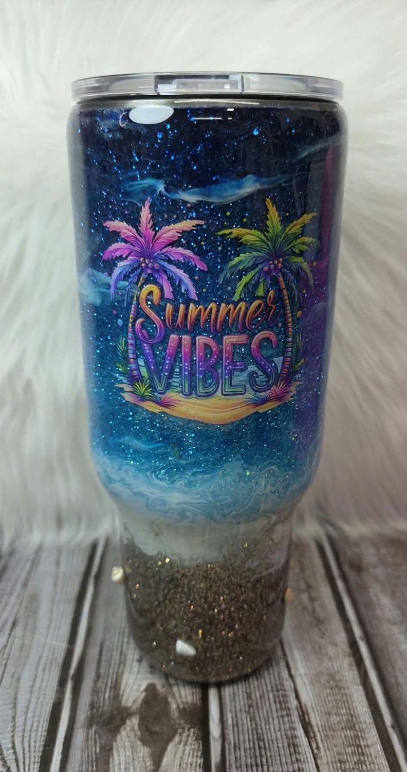 40oz Beach glitter with inks &amp; full rhinestone &amp; shell lid