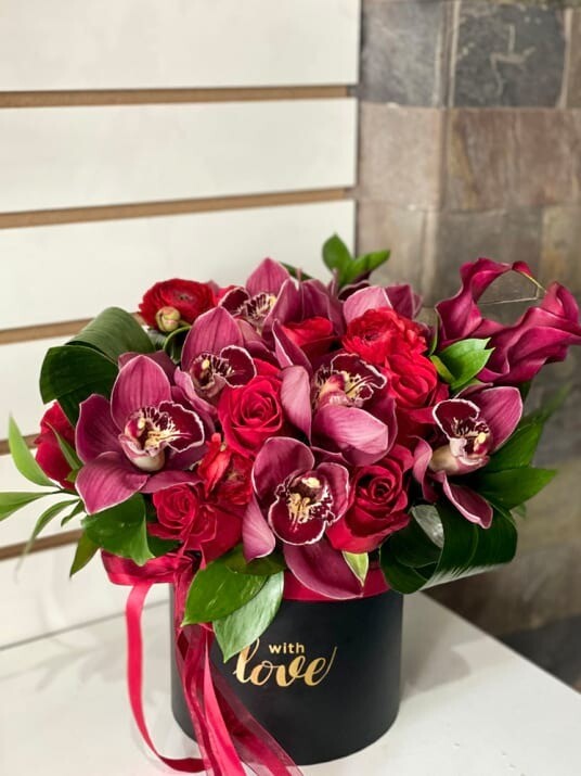 RED ROSES AND ORCHIDS IN A BOX