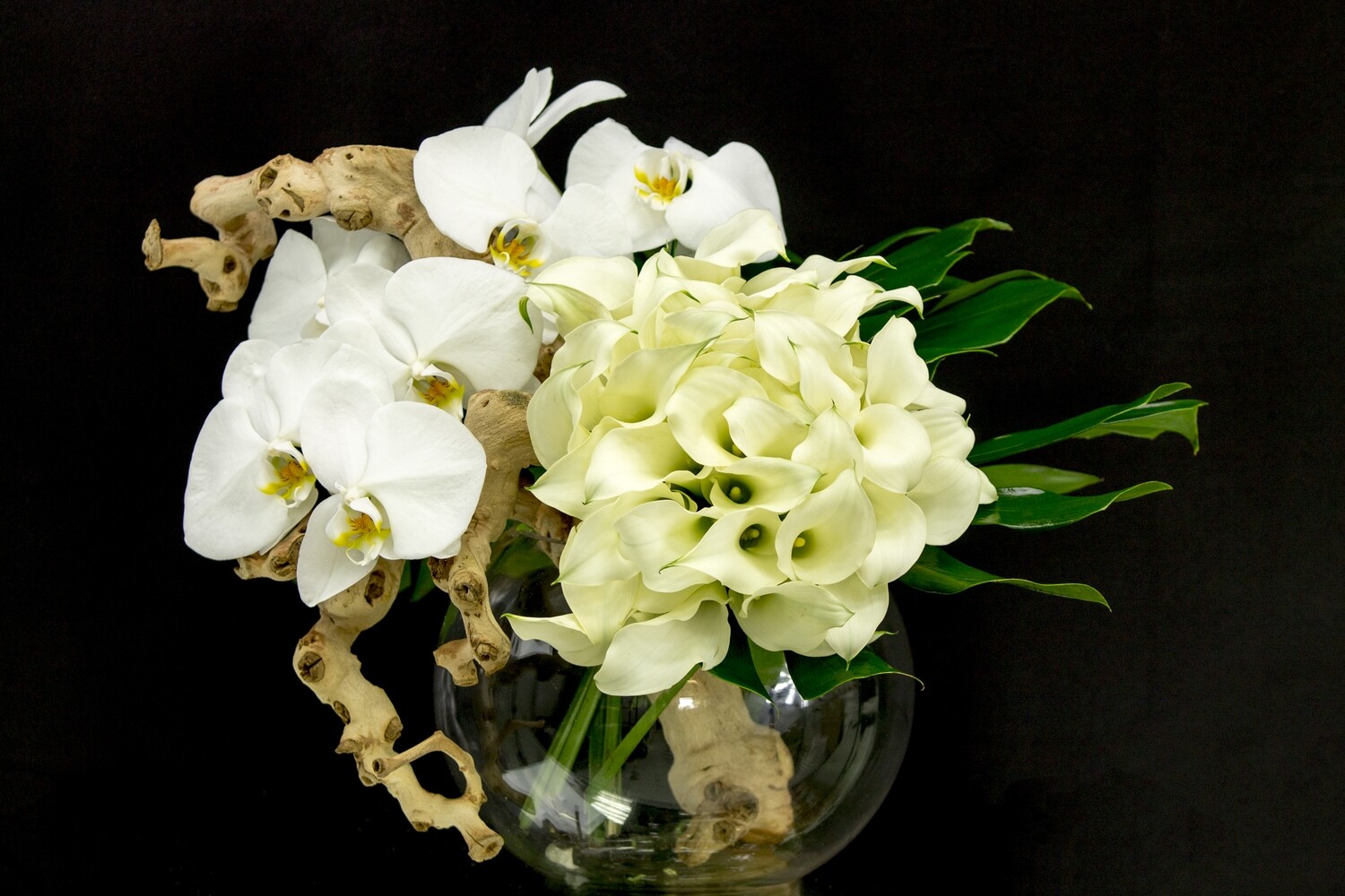 LUXURY FLOWER DESIGN WITH ORCHIDS AND CALLA LILIES