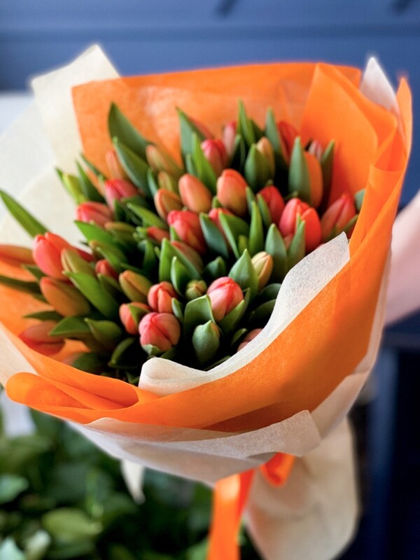 50 Orange Tulips Bouquet | Luxury Flowers Miami