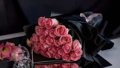 2 Dozen Blush Pink Roses Bouquet
