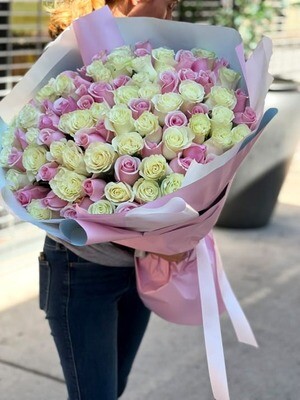 100 White And Pink Roses Bouquet
