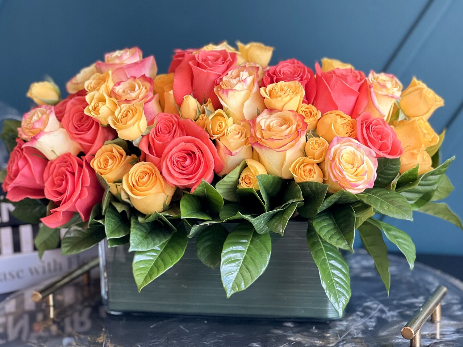 PALLET OF COLOR - MODERN DESIGN WITH ROSES