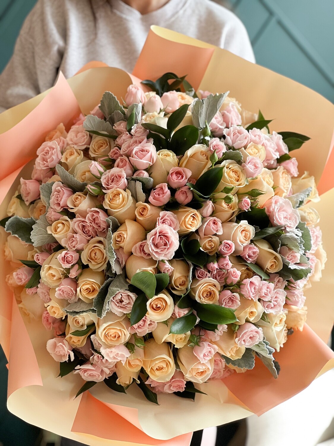 LARGE HAND-CRAFTED EUROPEAN BOUQUET WITH ROSES AND SPRAY ROSES