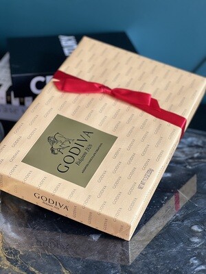 Godiva Chocolate Lage ( 11.3 oz -320g)