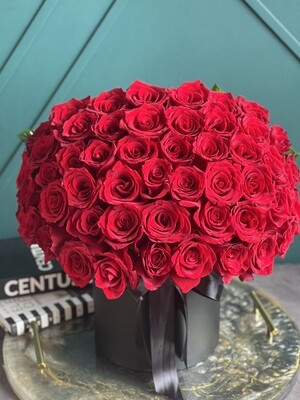 50 Red Roses In A Box