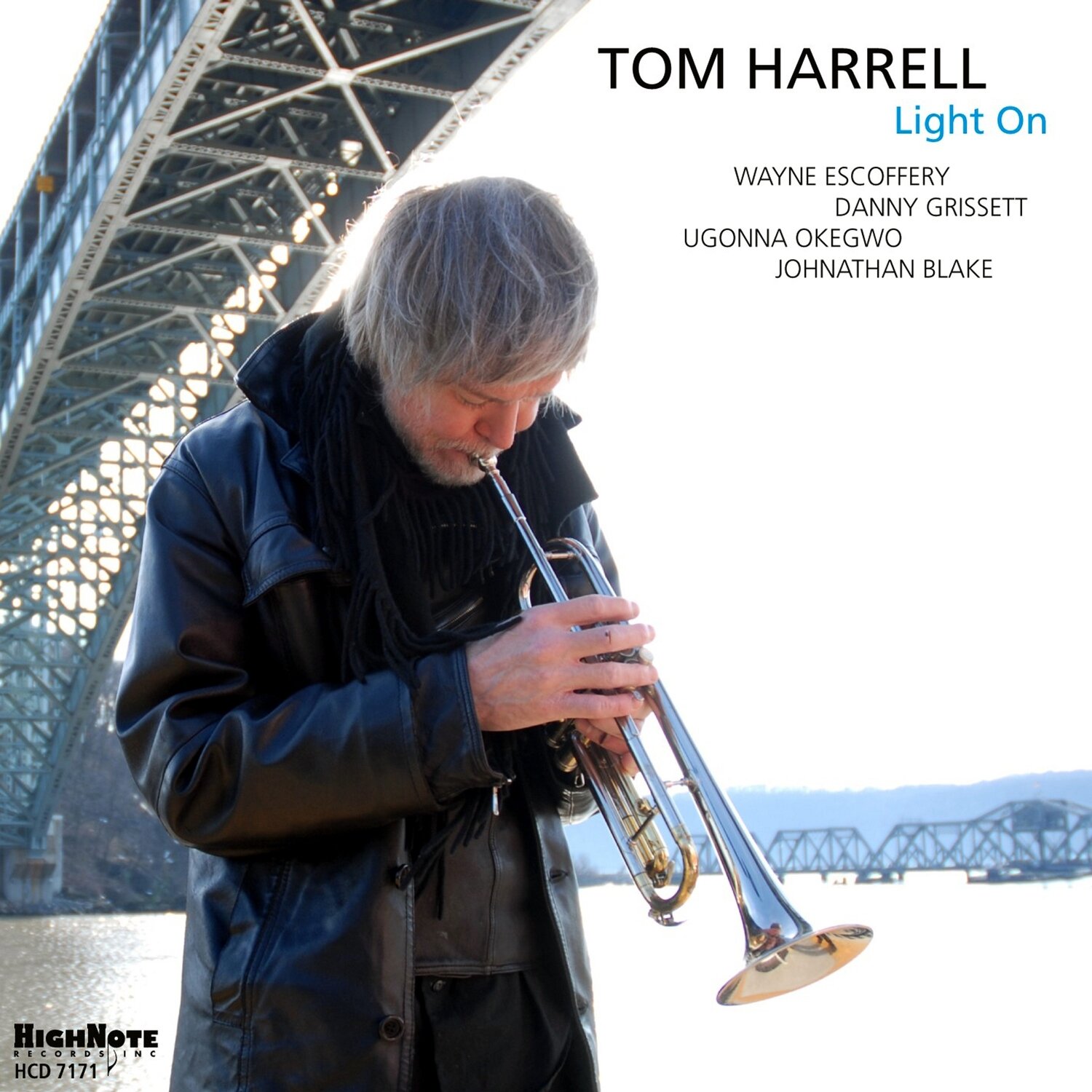 TOM HARRELL - Light On
