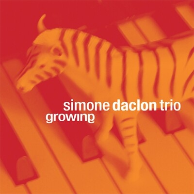 Simone Daclon Trio - Growing