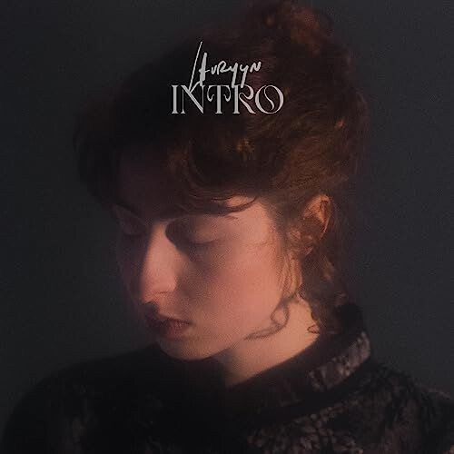 LAURYYN (EP) - Intro