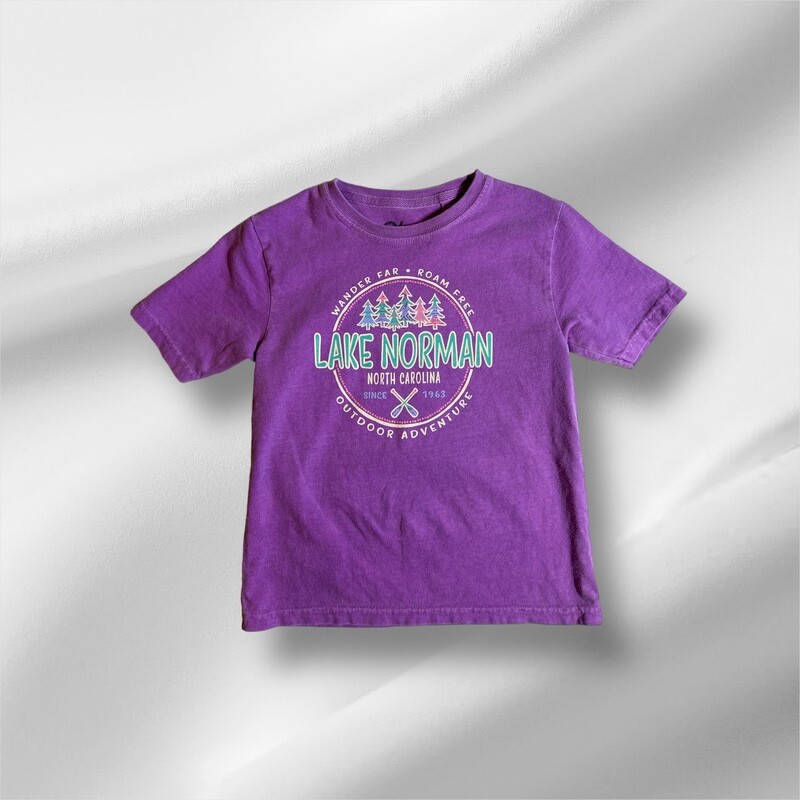 Lake Norman Kids | Sprightly Pines w/ Crossed Paddles Youth Dyed Ringspun Tee - Electric Purple