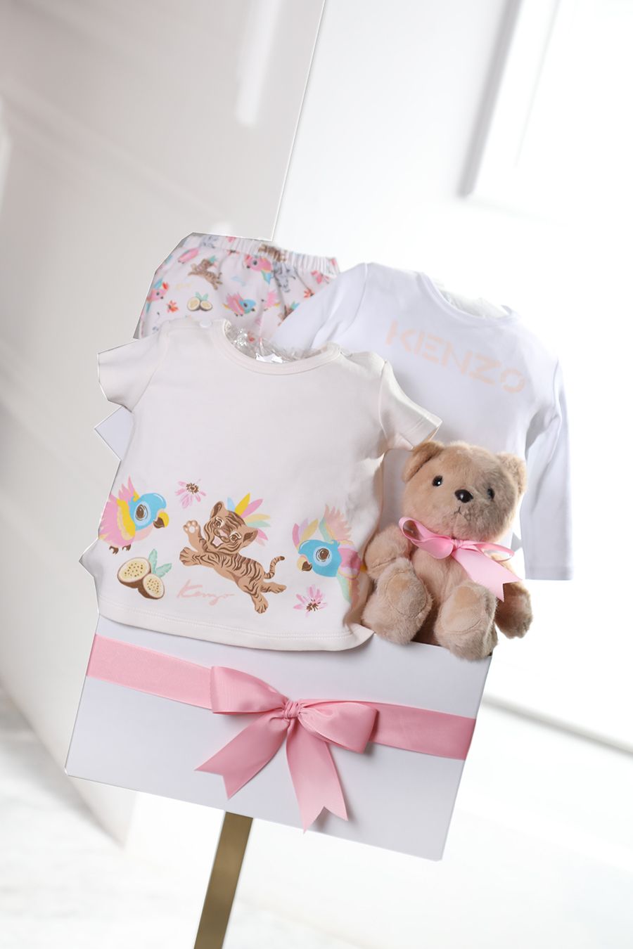 Kenzo baby basket