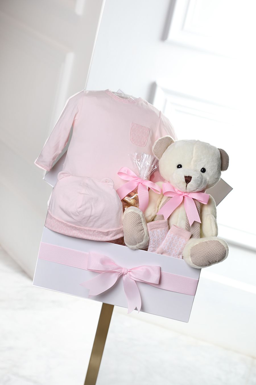 Michael Kors baby basket