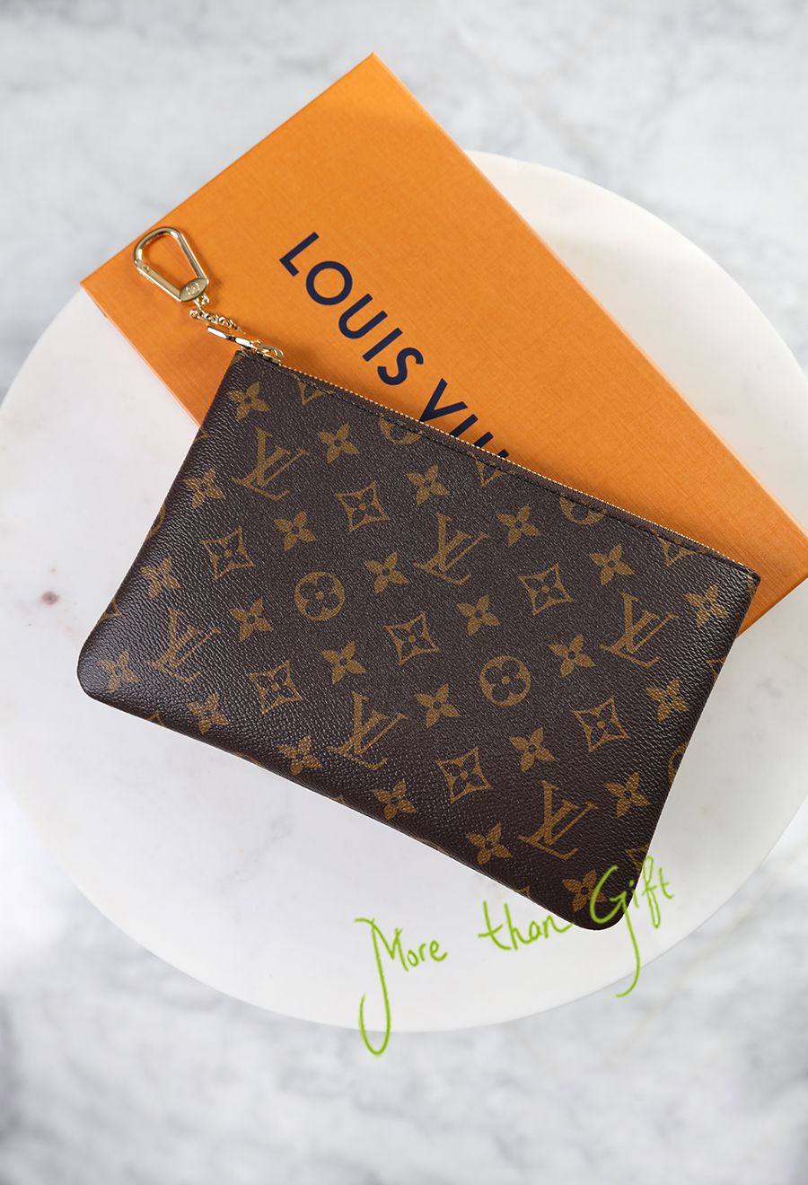 LV pouch