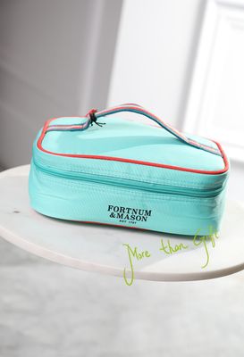 Fortnum &amp; Mason  فورتنوم اند ميسون