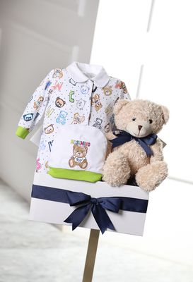 Moschino baby basket