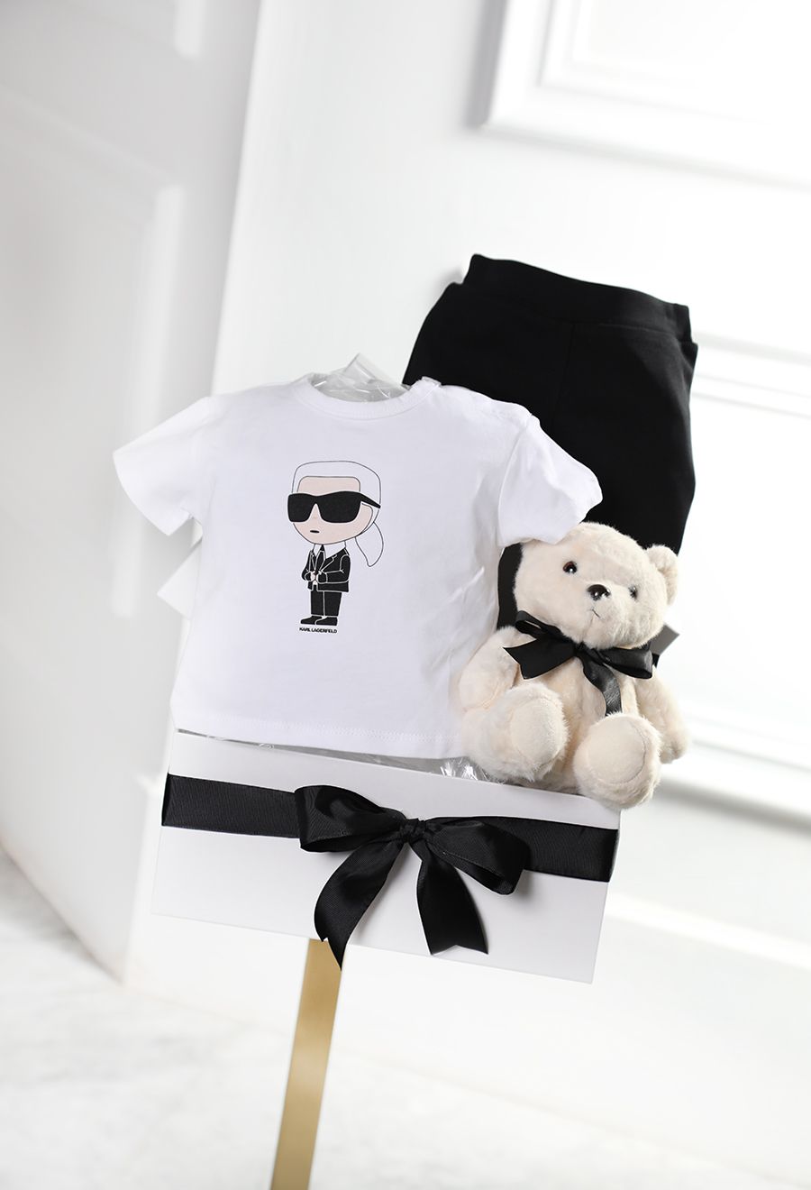 Karl Lagerfeld baby basket