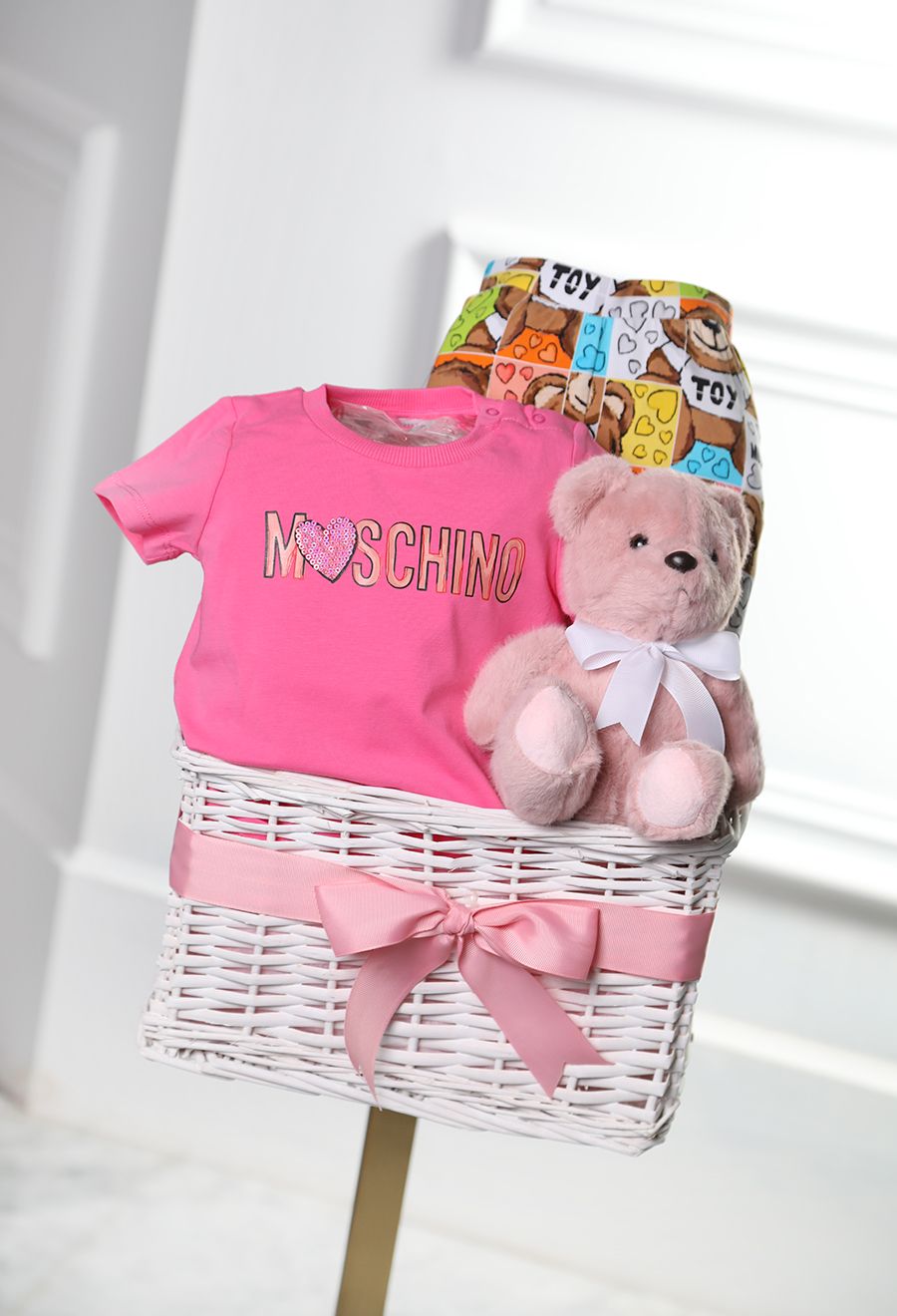 Moschino baby basket