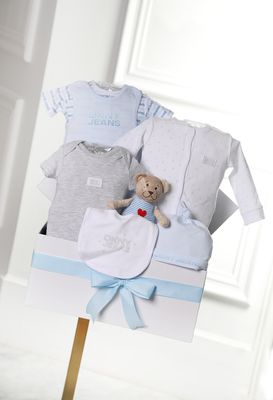 DKNY baby basket